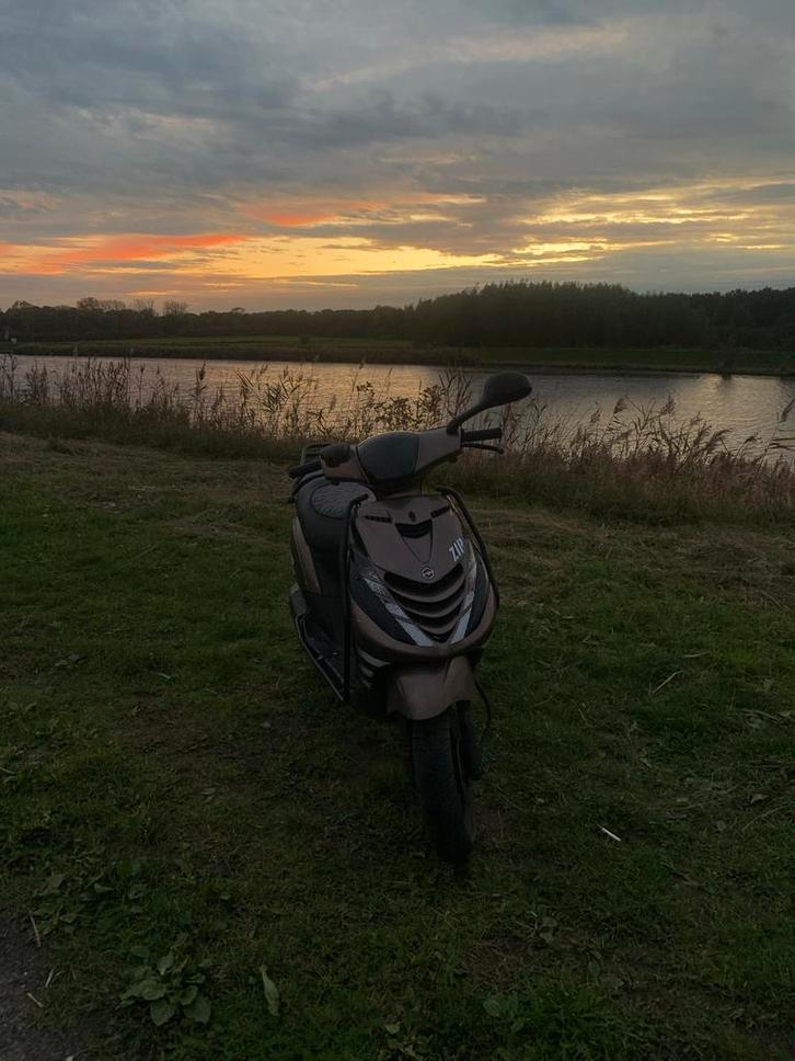 Zip 50cc 4t, Fietsen en Brommers, Brommeronderdelen | Scooters, Gebruikt, Piaggio, Uitlaat, Ophalen of Verzenden