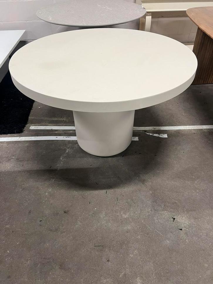Eettafel Eden rond composiet beige 120cm, Huis en Inrichting, Tafels | Eettafels, Zo goed als nieuw, 100 tot 150 cm, Rond, Ophalen of Verzenden