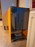 Koffieapparaat voor koffie en heet water, Witgoed en Apparatuur, Koffiezetapparaten, Ophalen, Gebruikt, Overige typen, 10 kopjes of meer