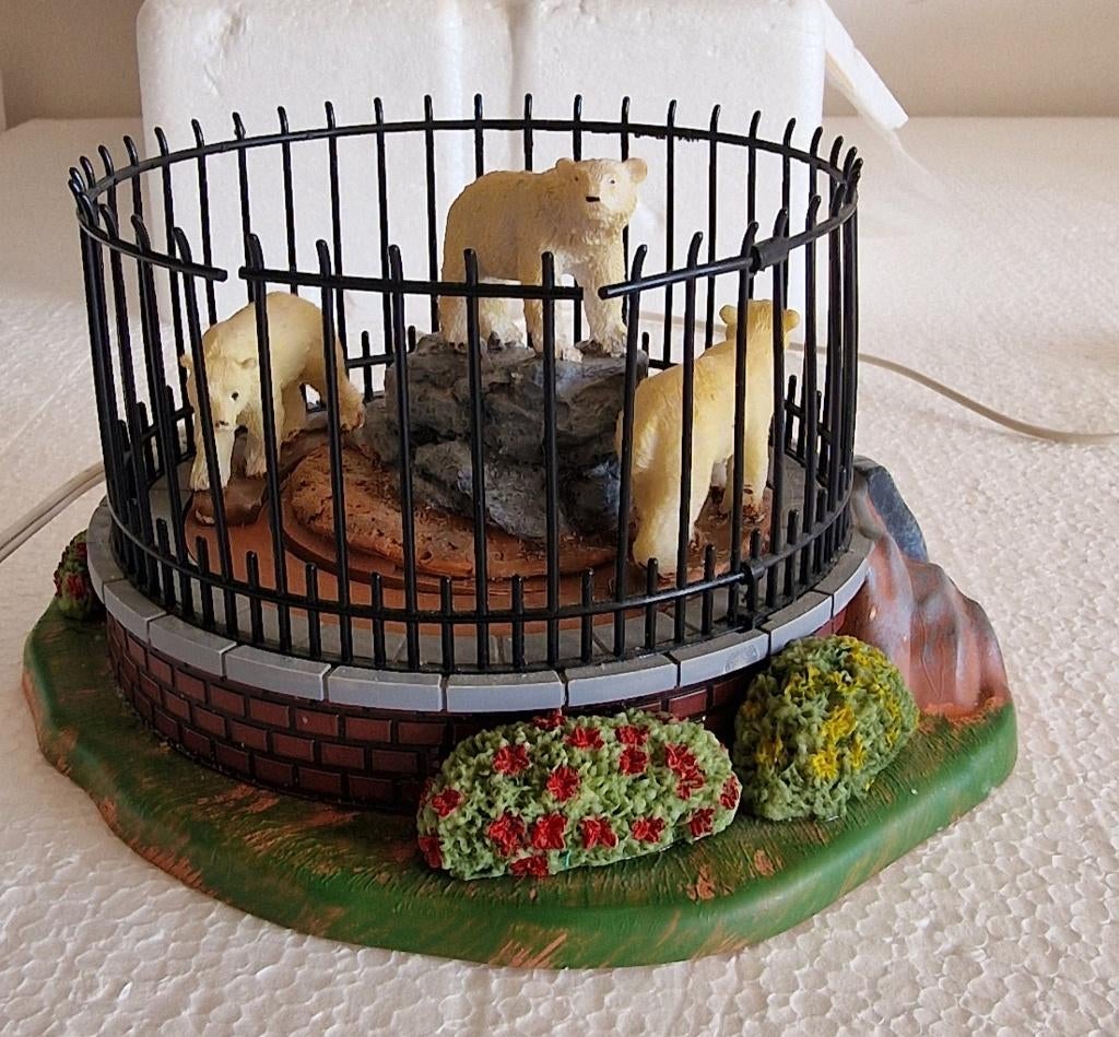 Lemax Polar Bear Cage 84847, Diversen, Kerst, Ophalen of Verzenden, Zo goed als nieuw