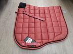 Oud roze sjabrak Full dressuur, De, Dekje, De, Nieuw