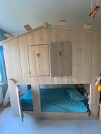 Stapelbed houten huis, Kinderen en Baby's, Kinderkamer | Stapelbedden en Hoogslapers, Ophalen, Zo goed als nieuw, Stapelbed