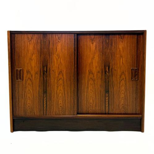 Mid century vintage Deens palissander kastje met schuifdeure, Huis en Inrichting, Kasten | Dressoirs, Zo goed als nieuw, 50 tot 100 cm