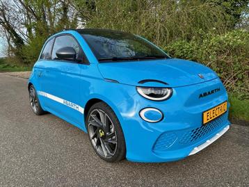 Abarth 500e 42 kWh 155pk 2023 Blauw Cabriolet beschikbaar voor biedingen
