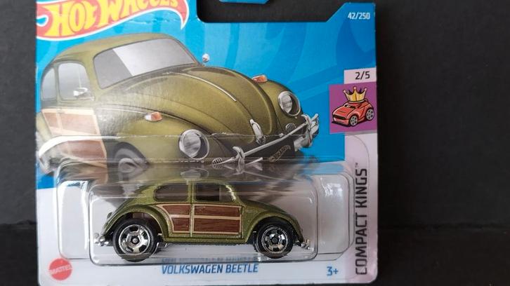 Volkswagen VW Beetle Woody 1:64 Hotwheels Pol, Hobby en Vrije tijd, Modelauto's | Overige schalen, Zo goed als nieuw, Auto, Verzenden