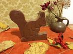 Vintage houten  EEKHOORN, seizoenstafel, Vrije School,, Hobby en Vrije tijd, Vilt, Ophalen of Verzenden, Zo goed als nieuw, Figuurtje(s)