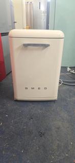 Smeg vaatwasser vrijstaand creme, Ophalen, Zo goed als nieuw, Vrijstaand