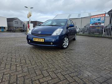 Toyota Prius 1.5 VVT-i Tech Edition#Nap#DealerOndh#Hybrid beschikbaar voor biedingen