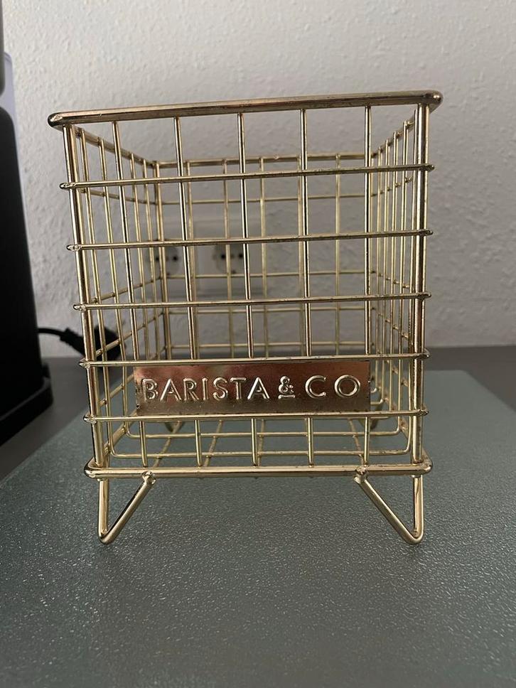 Goudkleurig Barista & Co koffiemandje, Huis en Inrichting, Keuken | Keukenbenodigdheden, Zo goed als nieuw, Ophalen of Verzenden