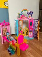 Barbie Dreamtopia kasteel + Barbie, Kinderen en Baby's, Poppenhuis, Zo goed als nieuw, Ophalen