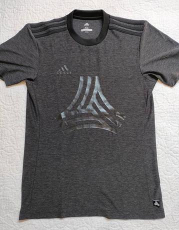 Z.g.a.n. T-shirt Adidas maat XS beschikbaar voor biedingen