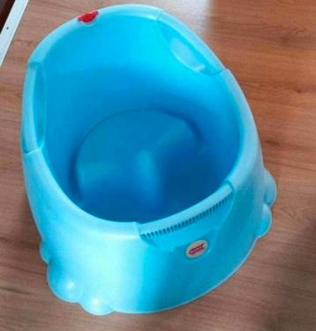 Blauw Babybadje van Okay Baby. beschikbaar voor biedingen