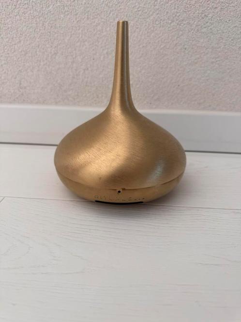Rituals Parfum Genie diffuser goud zgan+cartridge black oudh, Huis en Inrichting, Woonaccessoires | Overige, Zo goed als nieuw