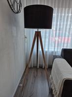 Vloerlamp met zwarte kap, Ophalen, Zo goed als nieuw, 150 tot 200 cm