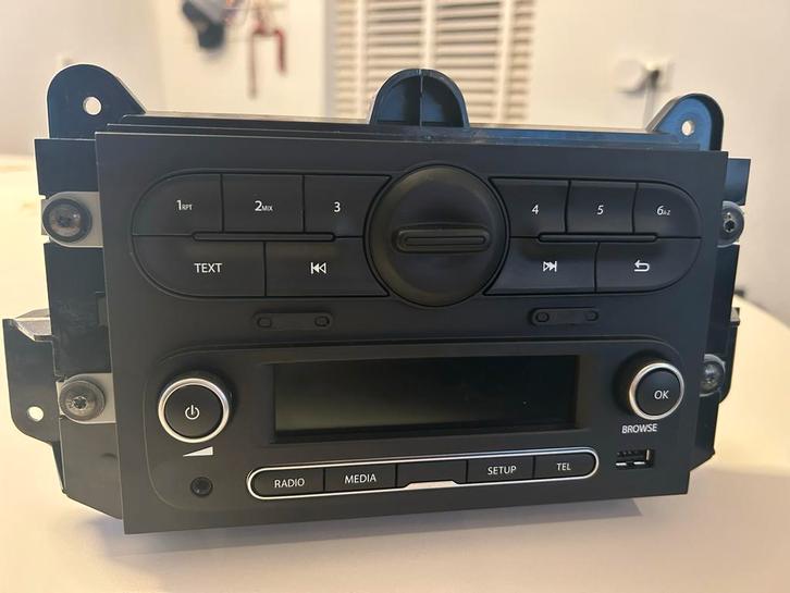 Renault Twingo III (2016) Autoradio, Auto diversen, Autoradio's, Zo goed als nieuw, Ophalen of Verzenden