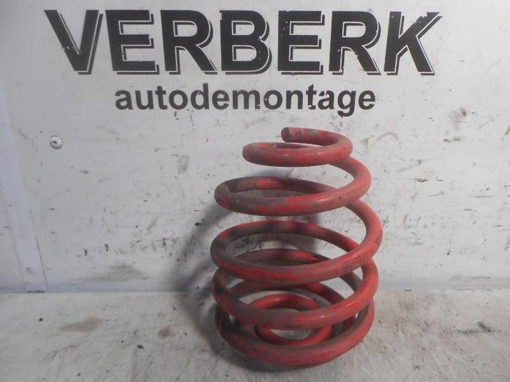 Schroefveer Achter Opel Astra F (53/54/58/59) 1996 1780ha, Auto-onderdelen, Ophanging en Onderstel, Opel, Gebruikt