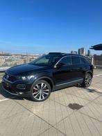 Volkswagen T-Roc 1.5 TSI 150pk 7-DSG 2018 Zwart, 1498 cc, 4 cilinders, Leder en Stof, Zwart