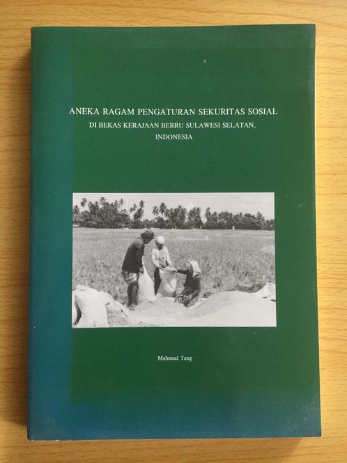 Pluriformiteit in sociale zekerheidsarrangementen op Celebes, Boeken, Overige Boeken, Gelezen, Ophalen of Verzenden