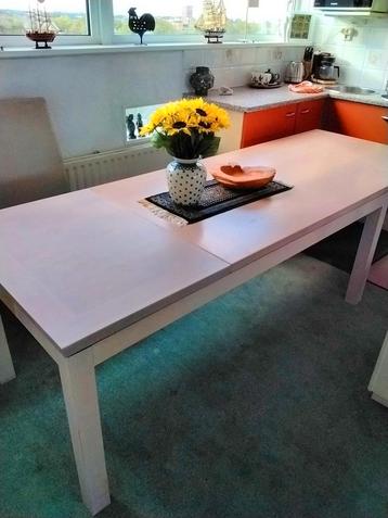 Massieve Eiken Uitschuifbare Tafel beschikbaar voor biedingen