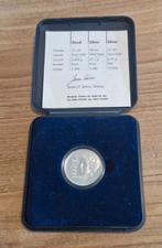 Mooie zilveren munt Beatrix 60 jaar in showcase, Ophalen of Verzenden, Koningin Beatrix, Euro's