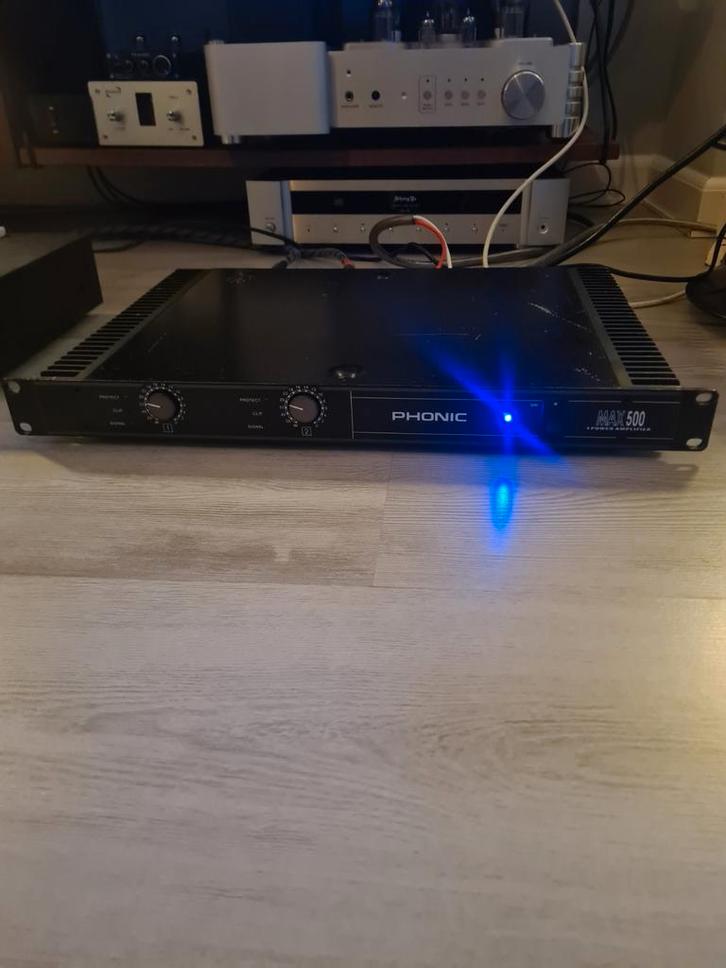 Versterker Phonic Max 500, Computers en Software, Desktop Pc's, Zo goed als nieuw, Ophalen of Verzenden