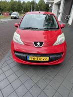 Peugeot 107 1.0 12V 5DR 2007 Rood, Auto's, Peugeot, Voorwielaandrijving, 4 stoelen, 68 pk, Origineel Nederlands