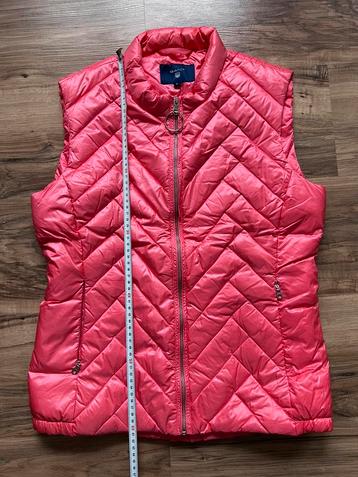 Prachtige nieuwe donzen bodywarmer van Gant, maat S. beschikbaar voor biedingen
