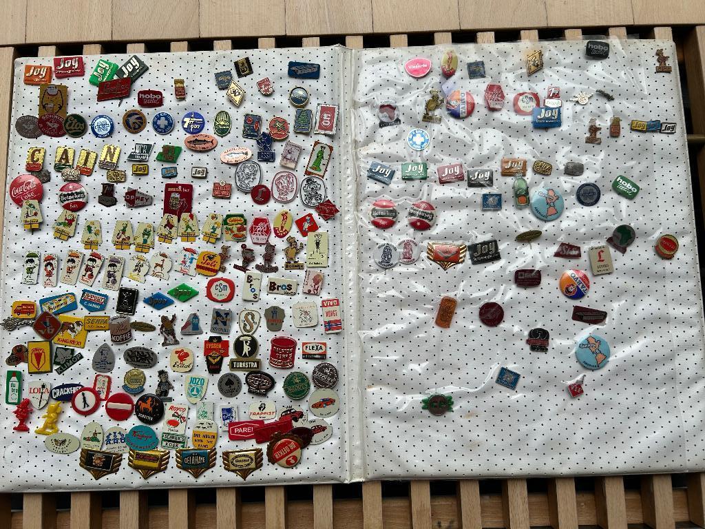 Speldjesalbum, Verzamelen, Speldjes, Pins en Buttons, Ophalen, Gebruikt, Merk, Speldje of Pin