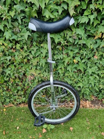 Fishbone Sport eenwieler 20 inch (20"1.5"-1.95") beschikbaar voor biedingen