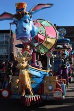 Carnavalswagen  kleurrijk Steampunck, Hobby en Vrije tijd, Feestartikelen, Ophalen, Zo goed als nieuw, Overige typen, Carnaval