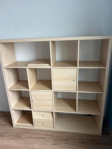IKEA Kallax kast - Gebruikt beschikbaar voor biedingen