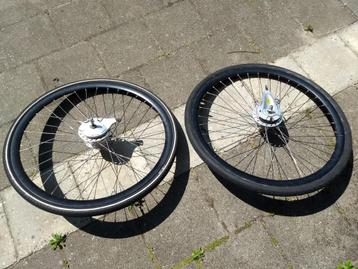 fietswielen, o.a. Sturmey Archer, Shimano, SRAM beschikbaar voor biedingen