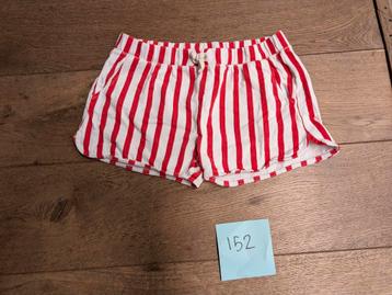 Meisjeskleding maat 152 beschikbaar voor biedingen