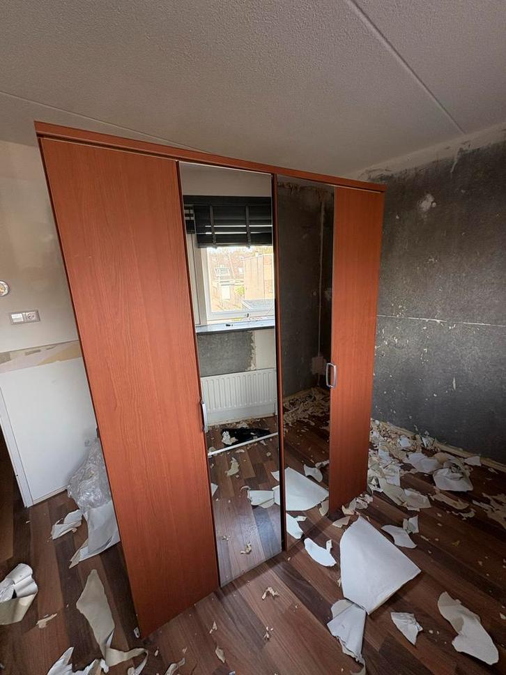 Grote kledingkast met Spiegel, Huis en Inrichting, Kasten | Kledingkasten, Gebruikt, 150 tot 200 cm, 150 tot 200 cm, 50 tot 75 cm