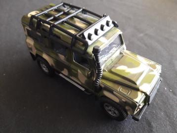 Land Rover Defender militair – camouflage - schaal 1:31 beschikbaar voor biedingen