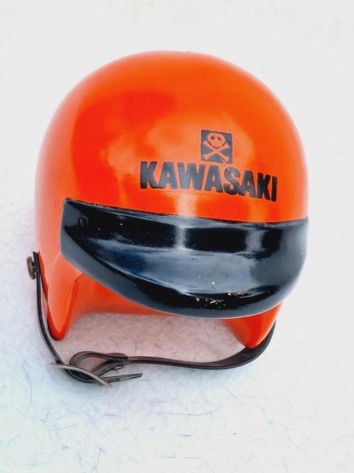 Kawasaki motorfiets vintage spaarpot in helm uitvoering, Verzamelen, Merken en Reclamevoorwerpen, Gebruikt, Overige typen, Ophalen of Verzenden