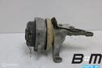 Rubbermetaalsteun rechts Audi A8 4N 4M0399152Q, Gebruikt