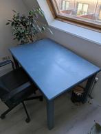 Bureau met bureaustoel - Gratis af te halen!, Huis en Inrichting, Ophalen