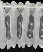 Wit gordijn / valletje met hoogte 48cm, Wit, Ophalen of Verzenden, Zo goed als nieuw, 200 cm of meer