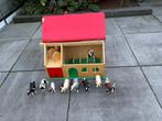 Schleich dieren met houten boerderij, Ophalen of Verzenden, Zo goed als nieuw