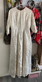 Brocante kanten satijn boho vintage wit bruidsjurk trouwjurk, Kleding | Dames, Trouwkleding en Trouwaccessoires, Trouwjurk, Wit