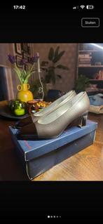 Vintage Hakken - Peter Kaiser, Kleding | Dames, Schoenen, Ophalen of Verzenden, Gedragen, Bruin, Pumps