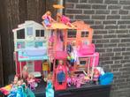 Barbiehuis met camper, 20+ Barbies en accessoires, Ophalen of Verzenden, Gebruikt, Barbie