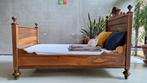 Antiek bed / kinderbed 100x180 met matras en lattenbodem, Antiek en Kunst, Antiek | Meubels | Bedden, Ophalen