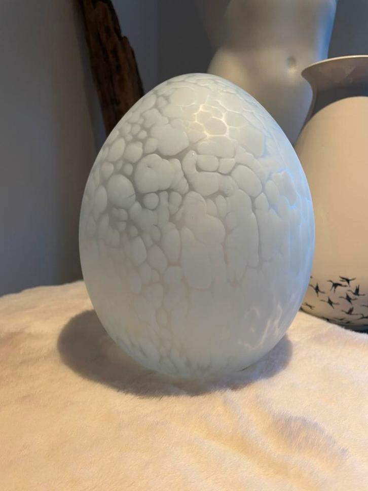 Grote EGG lamp in gespikkeld glas DOMEC Luminaires, Huis en Inrichting, Lampen | Tafellampen, Zo goed als nieuw, Minder dan 50 cm