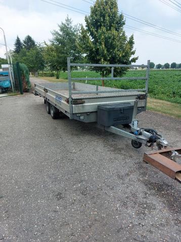 Plateauwagen  5 bij 2 beschikbaar voor biedingen