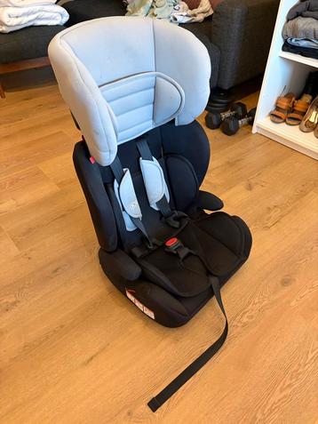Kinderautostoel beschikbaar voor biedingen