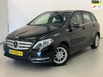 Mercedes-Benz B-klasse 180 / NL-auto / Distronic / Trekhaak, Euro 5, Zwart, 4 cilinders, Onderhoudsboekje