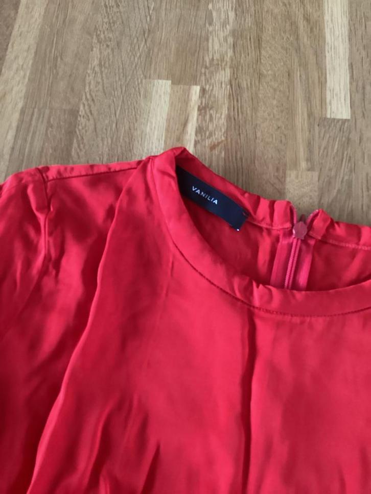 Mooie rode top van Vanilia - Maat S, Kleding | Dames, Blouses en Tunieken, Zo goed als nieuw, Maat 36 (S), Rood, Ophalen of Verzenden