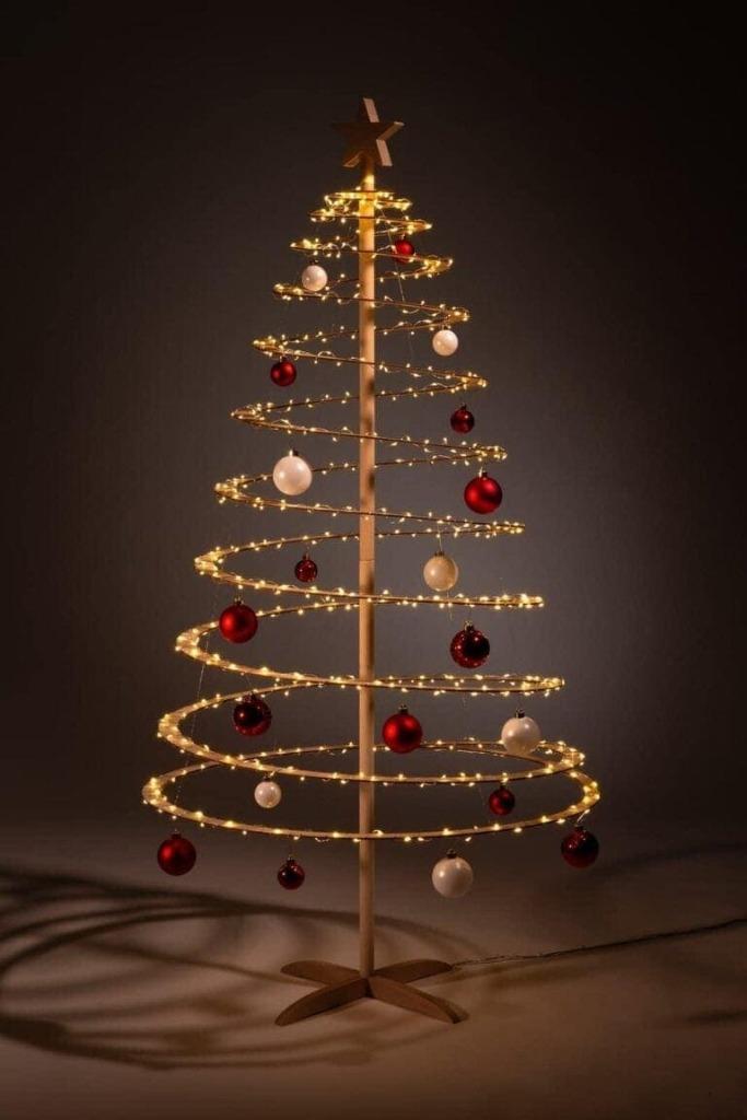 Kerstboom (hout) - Spira Large Oval 138 cm, Diversen, Kerst, Zo goed als nieuw, Ophalen